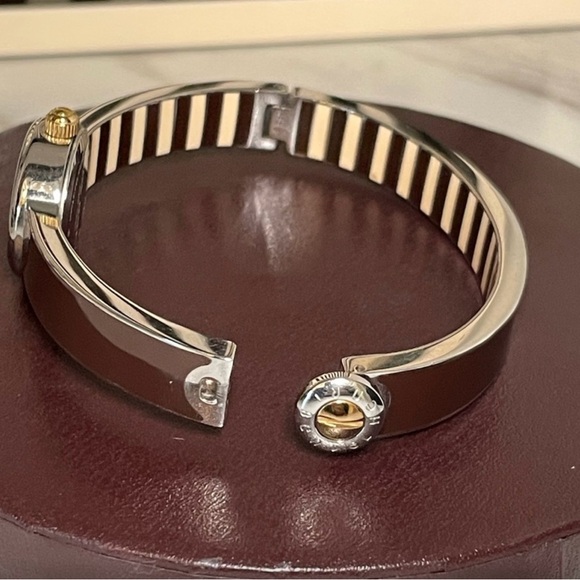 Henri Bendel Watch Centennial Stripe W/Box - Picture 5 of 5